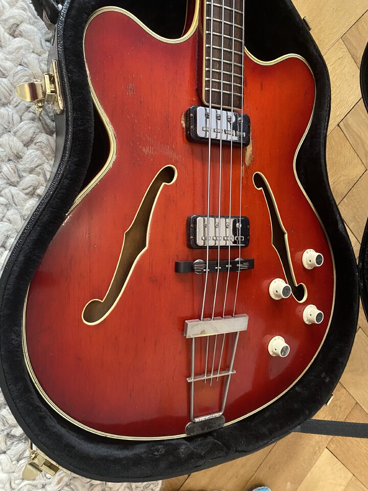 Vintage Hofner Bass Alters Und Wertsch Tzung Bitte Bassic De