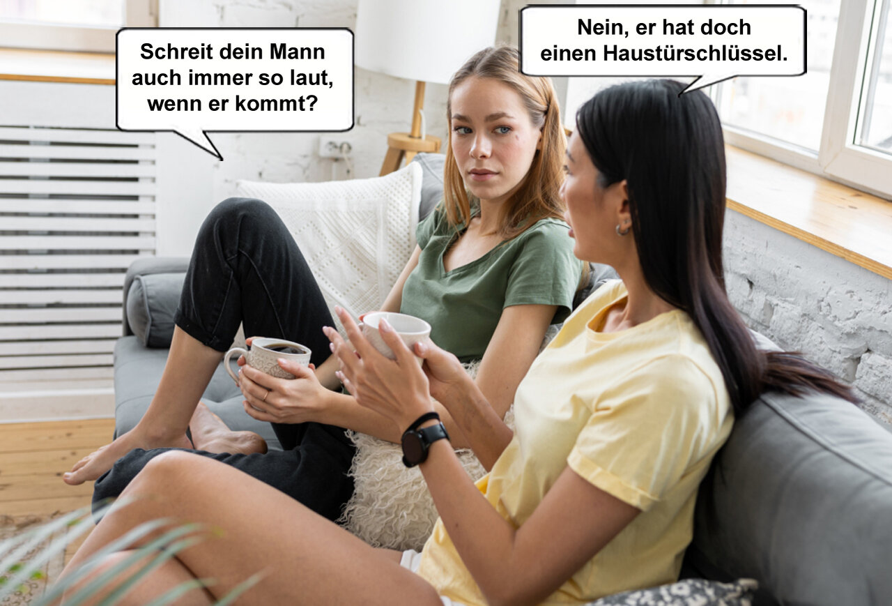 2 frauen_Haustür23146_2.jpg