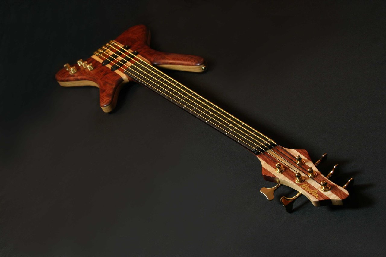 AP Bass 07-2.jpg