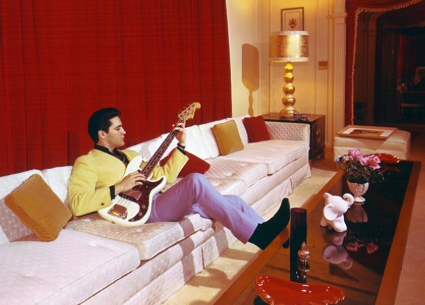 elvis_on_p_bass1965.jpg