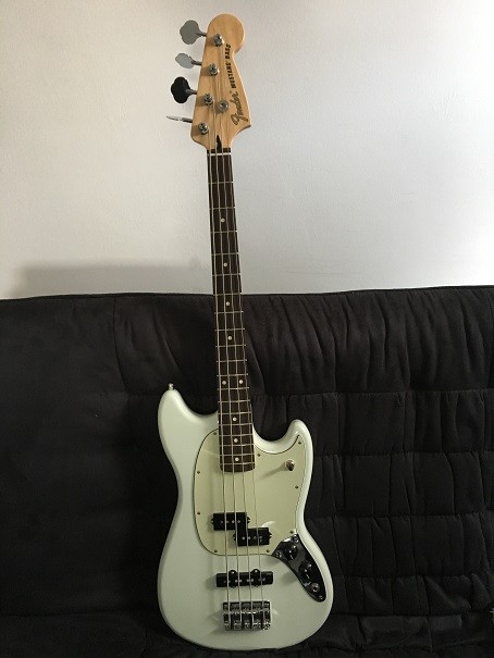 Fender Mustang PJ.jpg