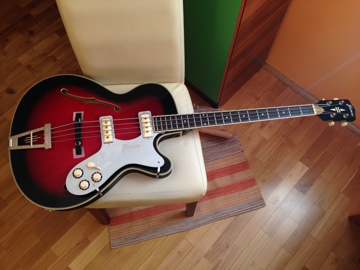 Framus Star Bass 5 150 001 mala.jpg