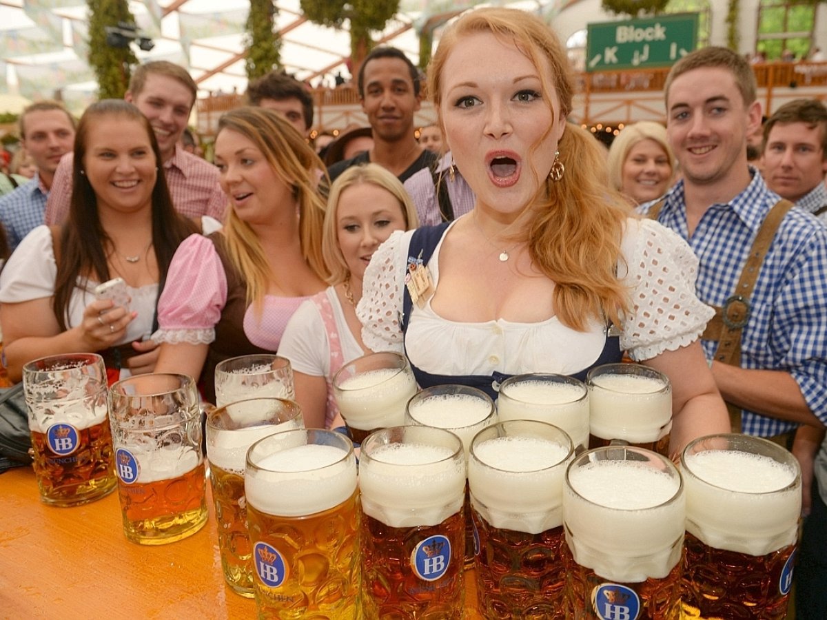 Oktoberfest-2013-Hofbraeuzelt-k8XD-198x148-DERWESTEN.jpg