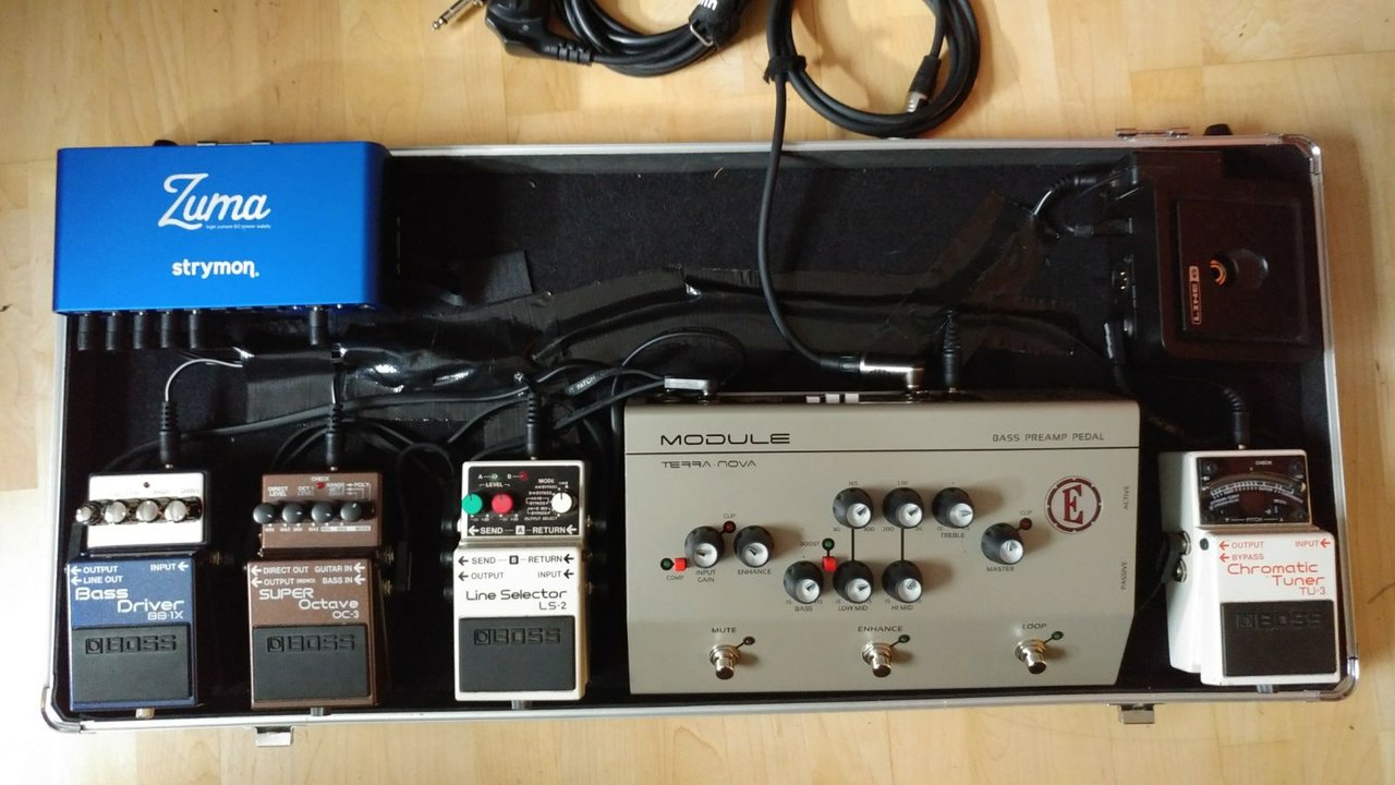 Pedalboard.jpeg