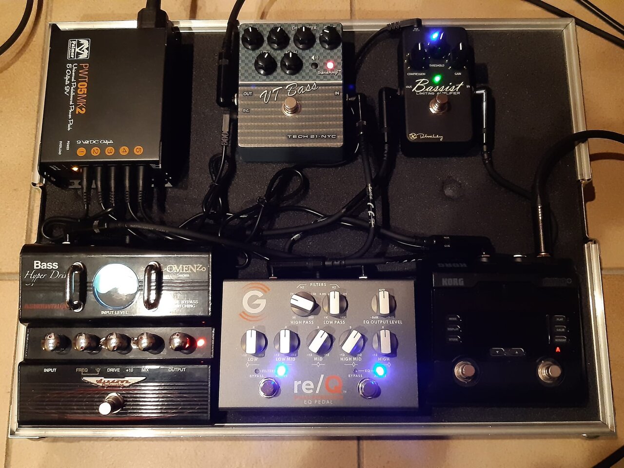 Pedalboard.jpeg