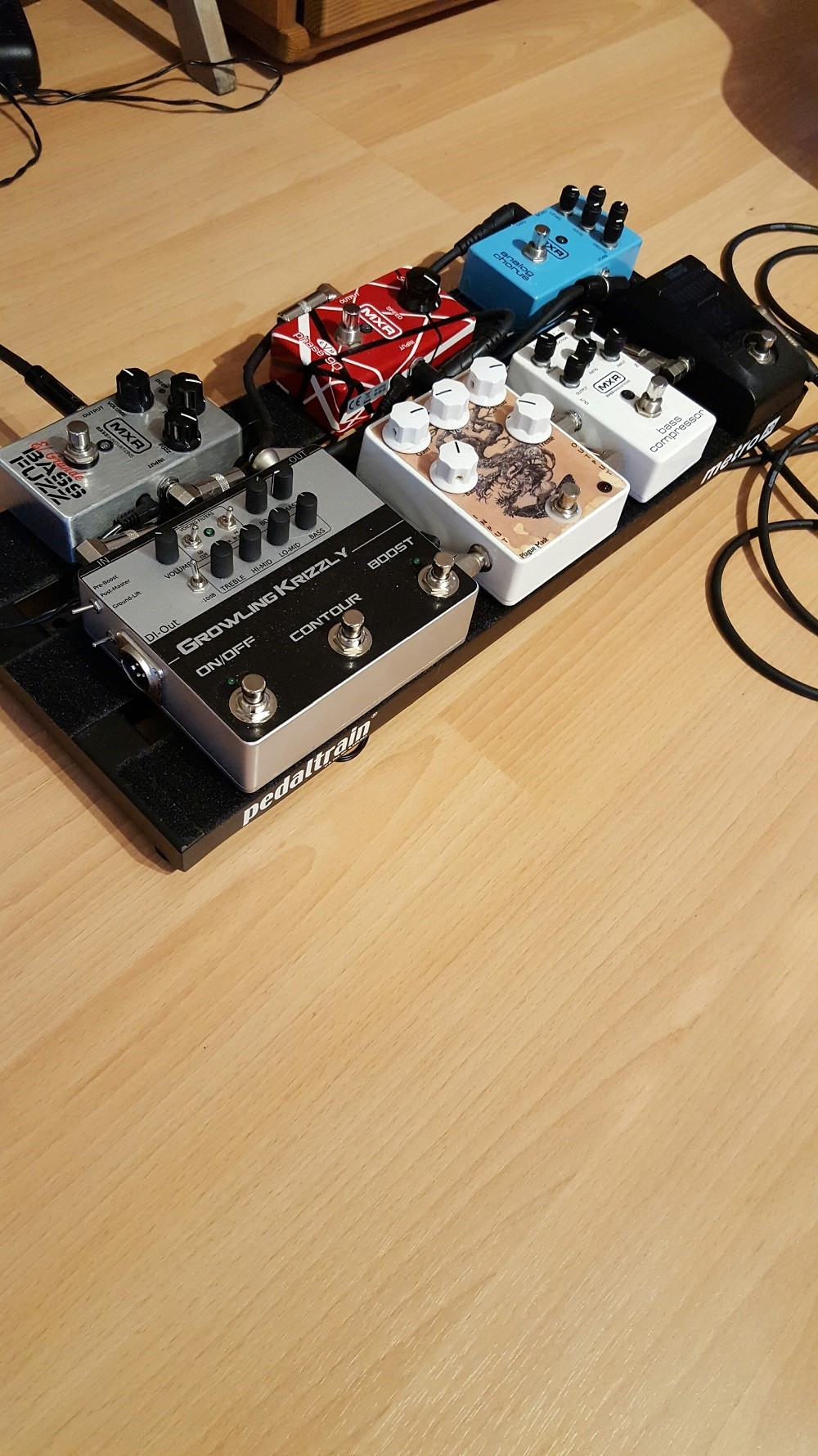 Pedalboard.jpg