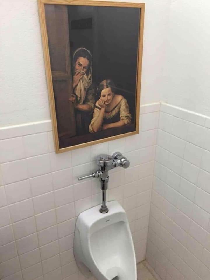 pub toilet_u.jpg