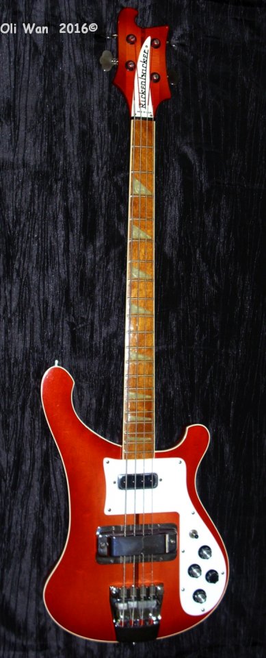 Rickenbacker4001_78_front.jpg