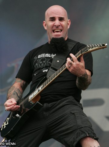 scott_ian_001_110909.jpg