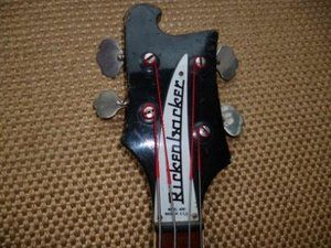 Rickenbacker 4001 - 6.JPG