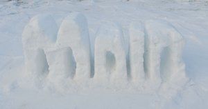 Schneeskulptur (1).JPG