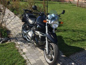 Chris BMW R1150R2.jpg