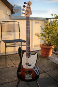 Fender Mustang Bass.jpg