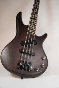 Suche Ibanez Bass mikro Walnut