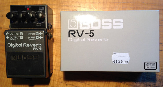 BOSS RV-5 Digital Reverb