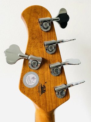 Stingray 5_headstock hinten.JPG