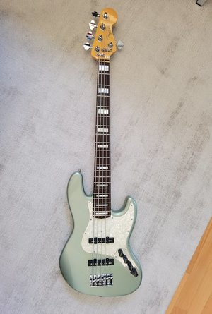 SELL/TRADE Fender Jazz V Custom Shop 2003 Nitro