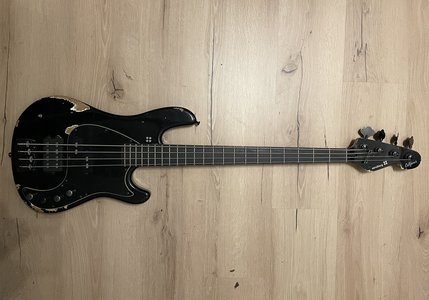 Sandberg California VM4 Oliver Riedel (Rammstein) Signature