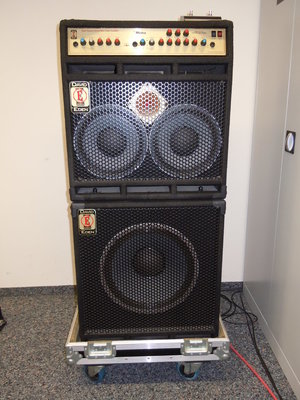 Eden Metro Combo+115XL cab +  2 prof. flightcases .JPG