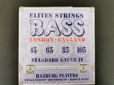 Ein neuer Satz Elites Strings Standart Gauge, Nickel Plated, Roundwound, Medium Scale