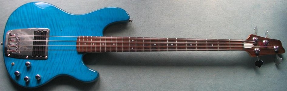 Ibanez ATK 600 blue