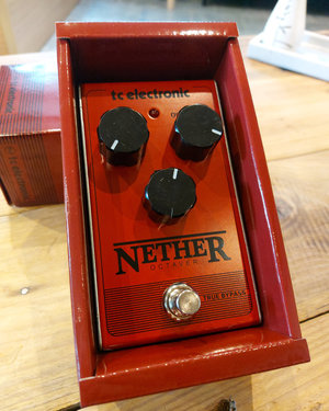 TC Electronic Nether Octaver