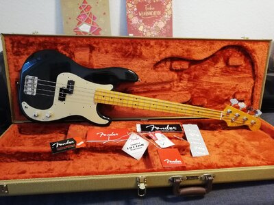 Fender Precission Classic Bass 50s 1.jpg