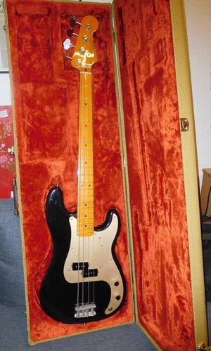 Fender Precission Classic Bass 50s3.JPG