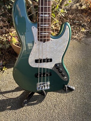 Fender jazz bass Adam Clayton