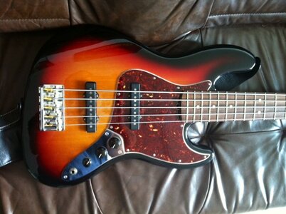 Tausche Fender American Standard Jazzbass 5