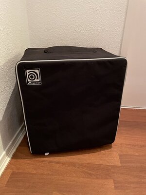 Ampeg PF-115HE Portaflex Bass Box + Cover PF-115LF