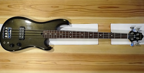 SUCHE  - Ibanez RB888