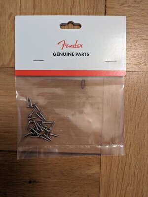 Fender Pickguard (Schlagbrett) Screws (Schrauben) Chrome