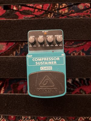 Behringer CS400 COmpressor Sustainer