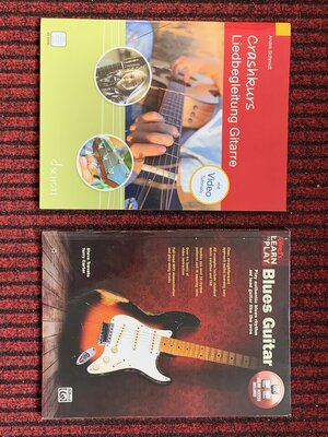 Bass / Gitarre Lehrbücher Songbooks Noten