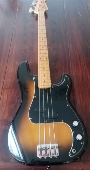 Squier 1983 JV Precision Bass Brown Sunburst Maple Neck