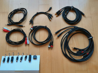 Diverse Audio Adapter und Kabel (Klinke / Cinch)