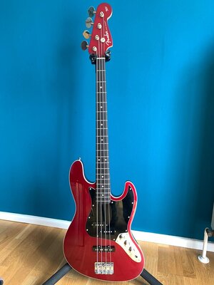 Fender Aerodyne Jazz Bass Old Candy Apple Red