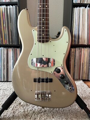 Fender Custom Shop Limited Edition '64 Jazz Bass