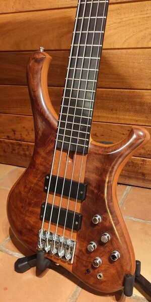 Marleaux Consat 5 String Neck Thru (Preisupdate Schnäppchenpreis)