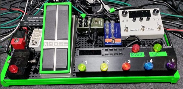 Equipment_16_06_2024_Pedalboard_02.jpg