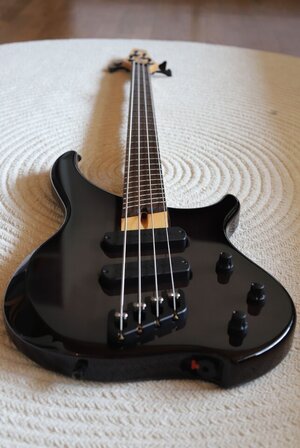 Dingwall Afterburner 1 Bass Made in Canada