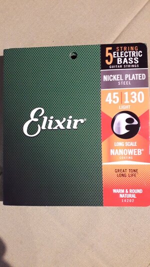 Basssaiten 5-Saiter "ELIXIR" / 45 - 130 zu verkaufen --- RESERVIERT ---