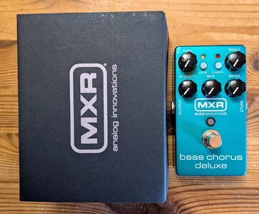 MXR Bass Chorus Deluxe (neuwertig)