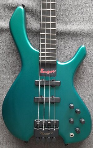 Bogart Sport IV Headless Bass 32” Medium Scale 3,3Kg, inkl. Koffer