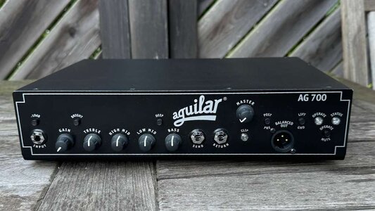 Aguilar AG 700_01.jpg