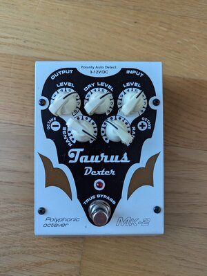 Taurus Dexter MK-2 polyphoner Bass Octaver