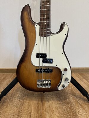 Fender PJ FSR (26).JPG