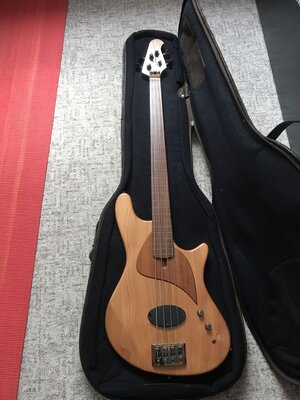 Marleaux Votan nude fretless,