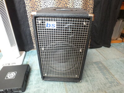 BS BASSSYSTEME S 110 N Bass Box Cabinet 8 Ohm /300 Watt / 11 kg....!!